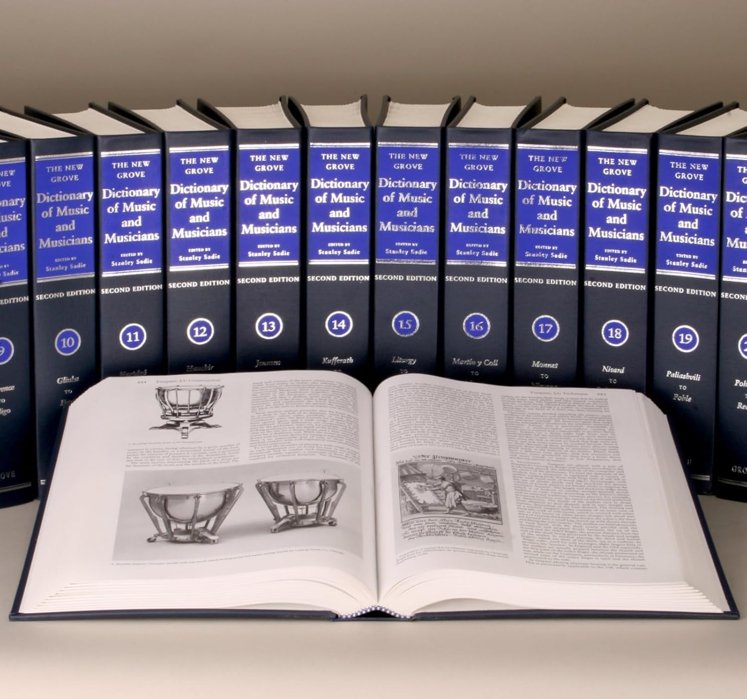 The New Grove Dictionary of Mu...sicians: 29 volumes with index - down 10.00% (£66.44) to £597.99 from £664.43