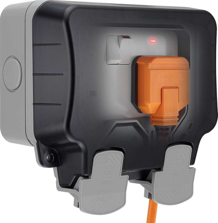 BG Electrical IP66 Rated Weatherproof Outdoor Double Switched Power Wall Plug Socket (Prime Exclusive)