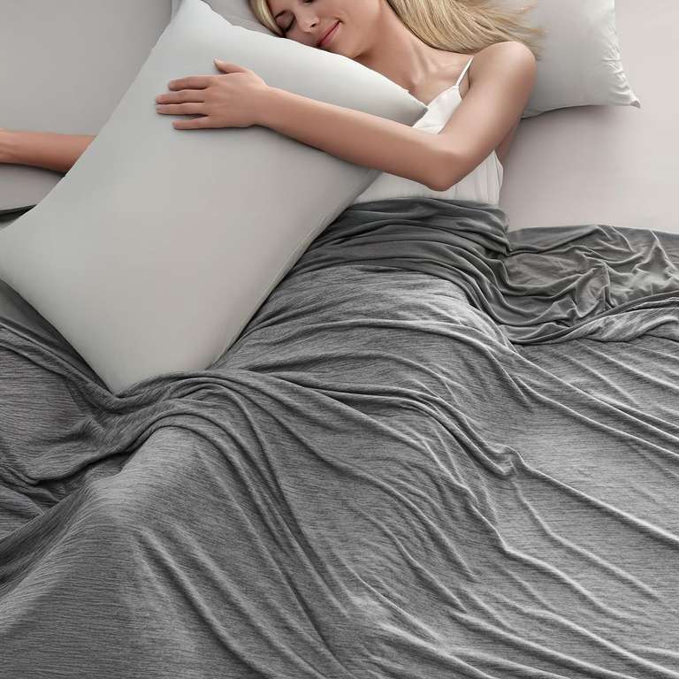 COVACURE Cooling Blanket - 170 x 130cm - Light Blue / Purple - Prime Price - Sold by DYS-EU FBA